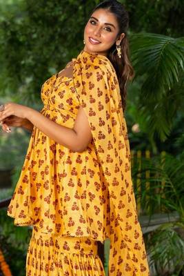 Yellow organza printed kurta and sharara with dupatta 4
