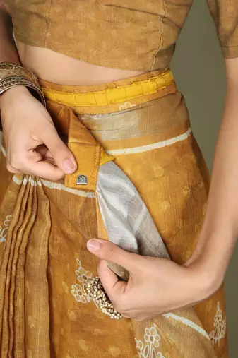 Yellow astita tayari cotton saree with inner & pocket