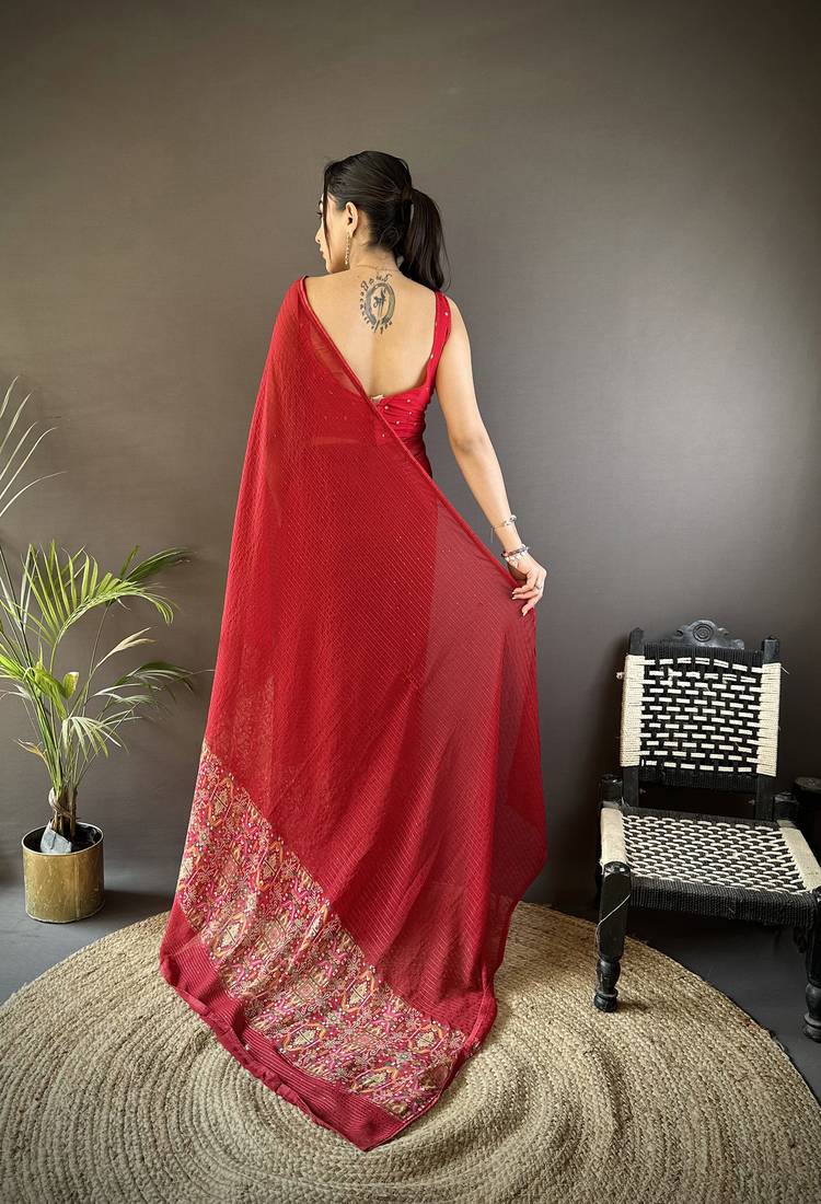 red georgette royal red attractive foil print saree with unstitched blouse