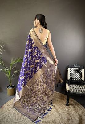 blue banarasi soft lichi silk blend royal blue floral and zari pattern saree with unstitched blouse 2