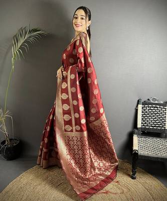 brown soft banarasi silk blend   chestnut brown jacquard weaving saree with unstitched blouse 1