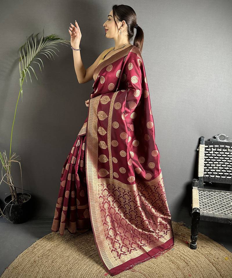 maroon soft banarasi silk blend maroon jacquard weaving saree with unstitched blouse