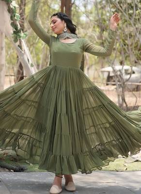Dark green zari & sequins embroidered georgette Gown & dupatta 4
