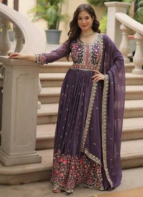 Onion zari & sequins embroidered georgette kurta bottom & dupatta 3