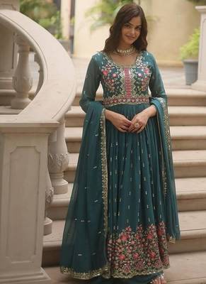 Teal zari & sequins embroidered georgette kurta bottom & dupatta 3