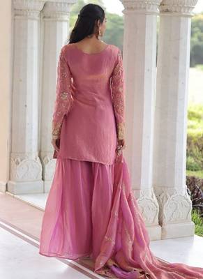Pink zari & sequins embroidered fendy with rich kurta bottom & dupatta 3