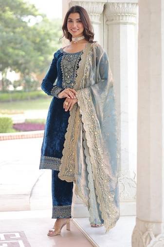 Teal zari & sequins embroidered velvet kurta bottom & dupatta
