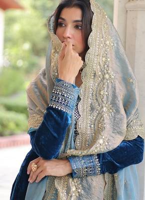 Teal zari & sequins embroidered velvet kurta bottom & dupatta 4