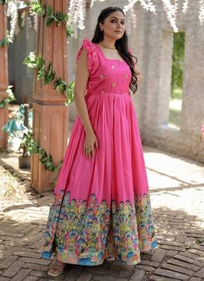 Pink zari & sequins embroidered dola silk Gown 2