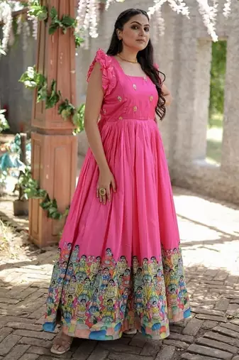 Pink zari & sequins embroidered dola silk Gown