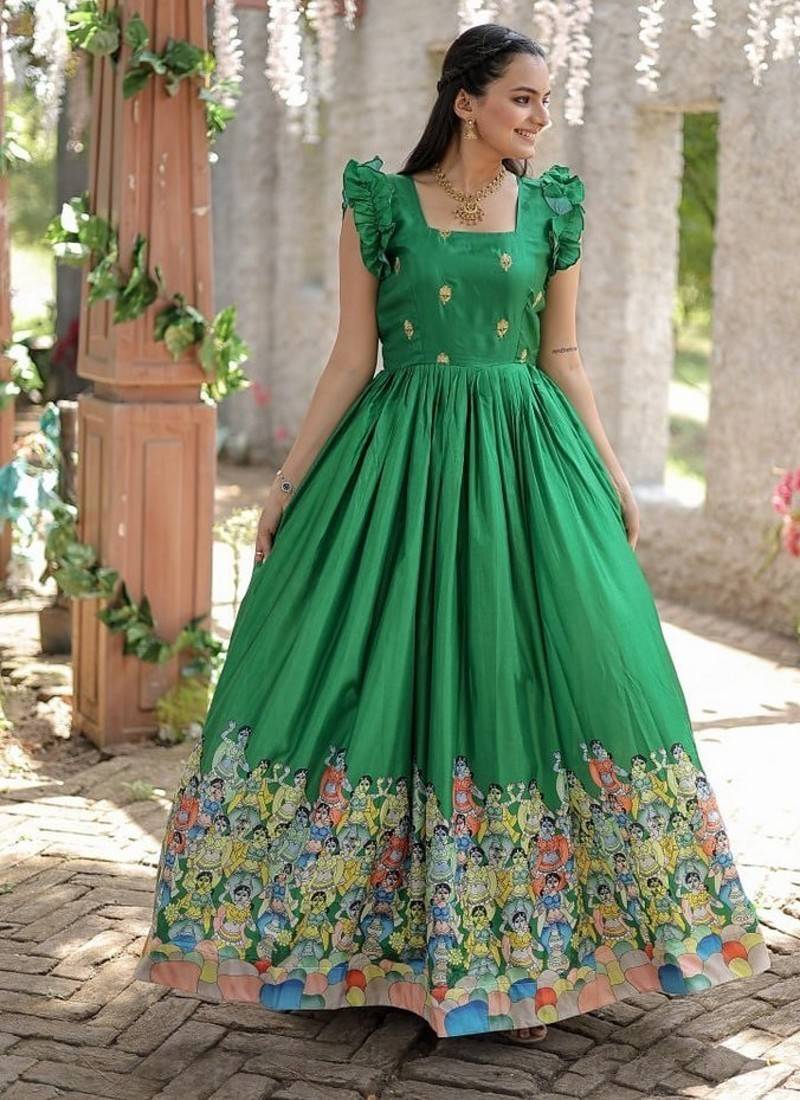 Green zari & sequins embroidered dola silk Gown