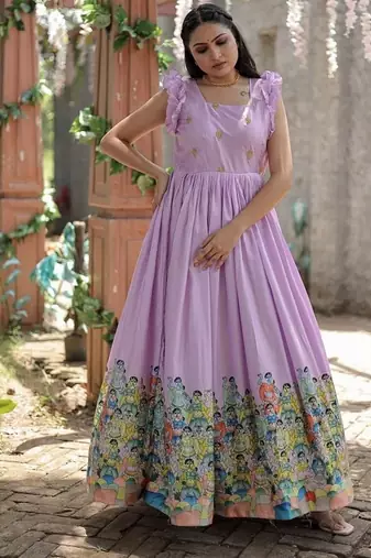 Lavender zari & sequins embroidered dola silk Gown