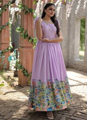 Lavender zari & sequins embroidered dola silk Gown 2