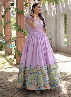 Lavender zari & sequins embroidered dola silk Gown 3