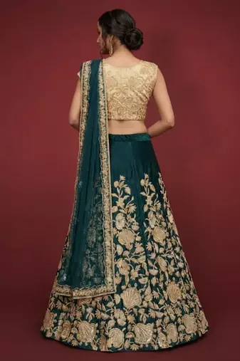 GREEN ZARI DORI & SEQUINS EMBROIDERED VELVET FESTIVE BRIDAL WEDDING & PARTY WEAR SEMI STITCHED LEHENGA CHOLI