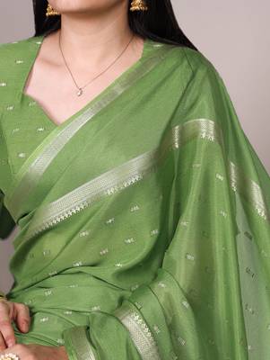 Festive crepe saree with artful weaving 4