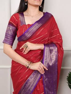 Crepe saree with zari weaving work 2