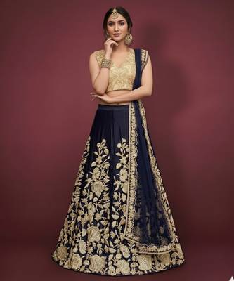 NAVY BLUE ZARI DORI & SEQUINS EMBROIDERED VELVET FESTIVE BRIDAL WEDDING & PARTY WEAR SEMI STITCHED LEHENGA CHOLI 1