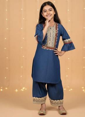 Blue embroidered cotton kurta set 1