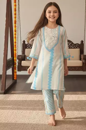 Blue embroidered cotton kurta set