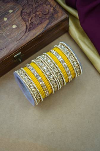 Traditional punjabi chooda for brides