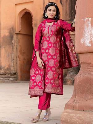 Traditional zari woven kurta set  with dupatta 3