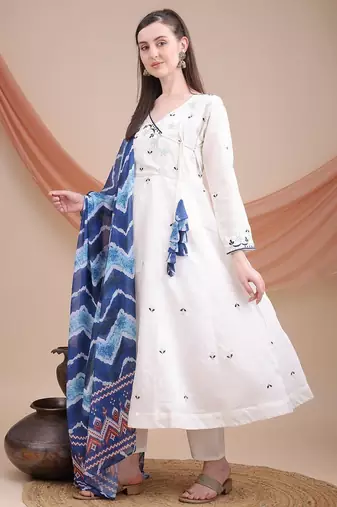 White embroidered kurta set with printed blue dupatta