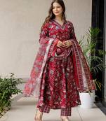 Ruby floral comfort kurta set