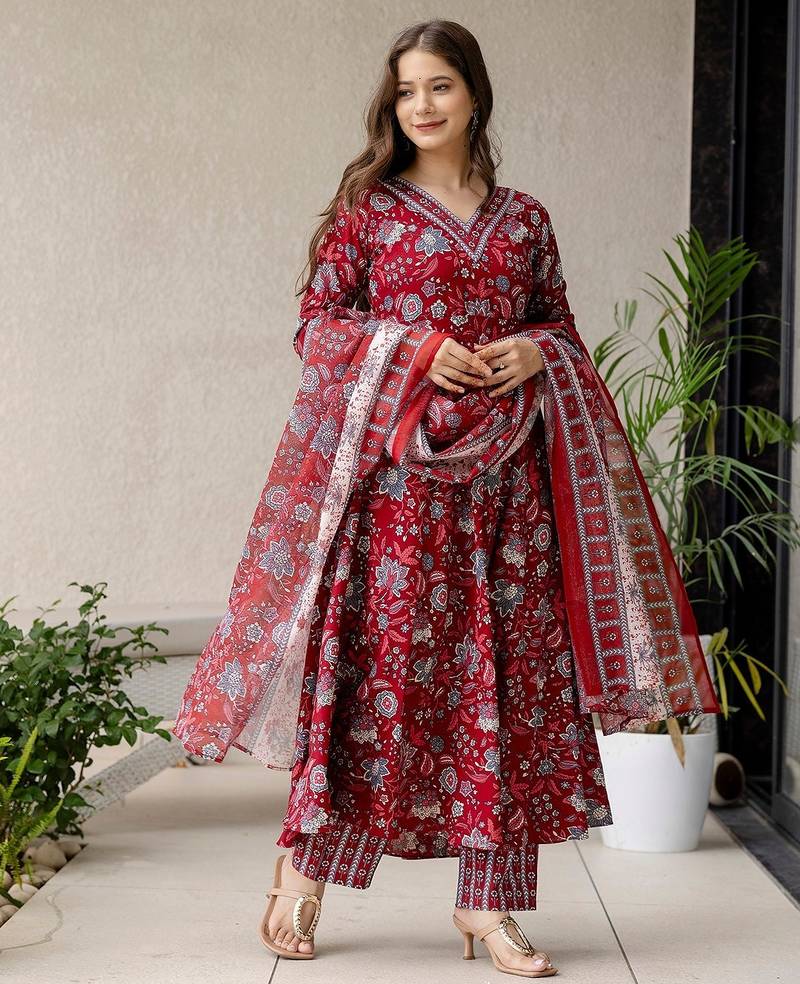 Ruby floral comfort kurta set