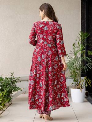 Ruby floral comfort kurta set 3