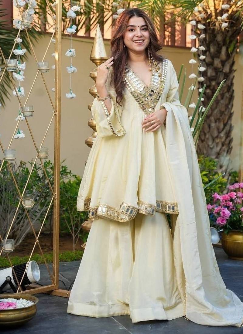 Cream cosmos mirror work kurta set with dupatta