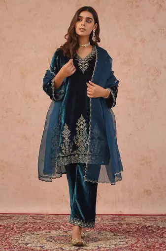 Teal blue velvet  kurta set with intricate embroidery work