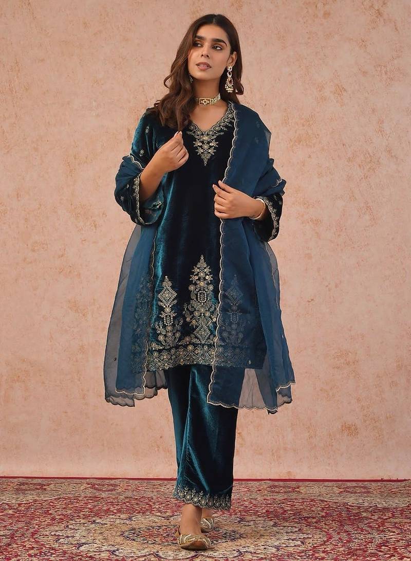Teal blue velvet  kurta set with intricate embroidery work