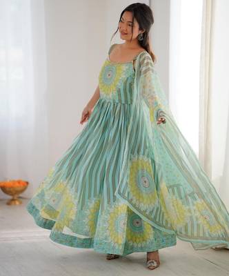 Blue georgette printed anarkali set 2