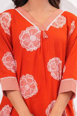 Orange printed tussel cotton kurta with trousers & with dupatta 3