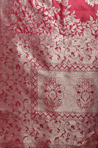 maroon color zari woven banarasi art silk blend saree