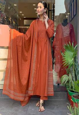 brown embroidered cotton kurta pant with dupatta 2