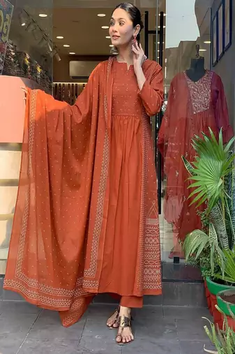 brown embroidered cotton kurta pant with dupatta