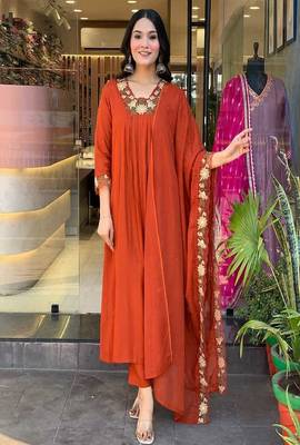 orange embroidered cotton kurta pant with dupatta 4