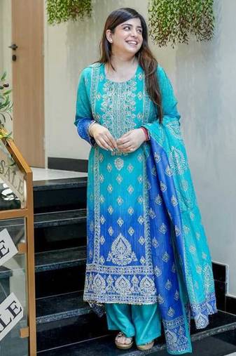 blue embroidered silk kurta pant with dupatta