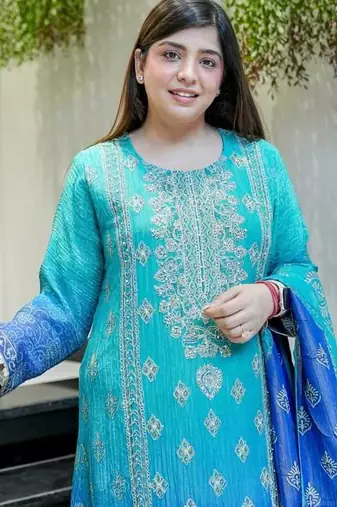 blue embroidered silk blend kurta pant with dupatta