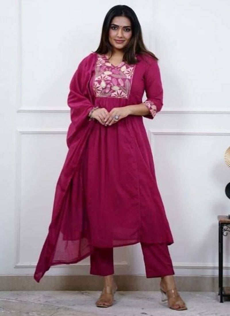 pink embroidered cotton kurta pant with dupatta