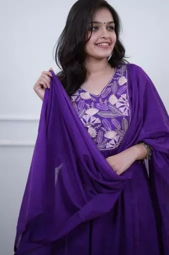 blue embroidered cotton kurta pant with dupatta