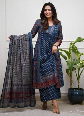blue printed cotton kurta pant with dupatta 2