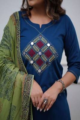 blue embroidered cotton kurta pant with dupatta 4