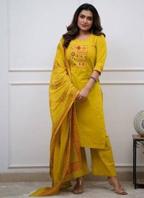 yellow embroidered cotton kurta pant with dupatta 1