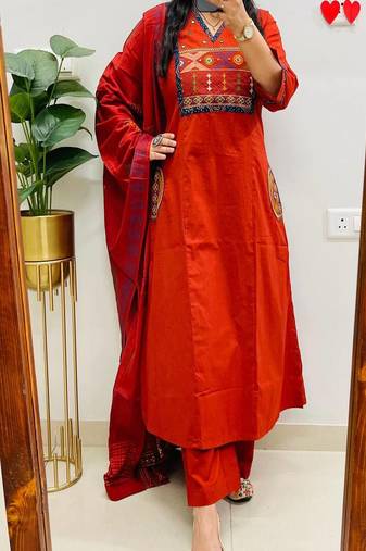 orange embroidered cotton kurta pant with dupatta