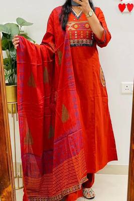 orange embroidered cotton kurta pant with dupatta 2