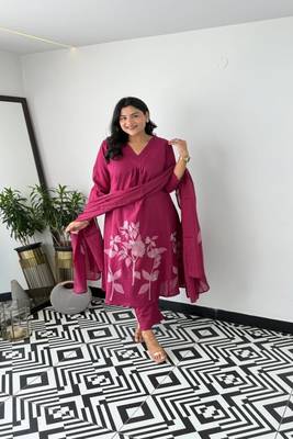 purple printed cotton kurta pant with dupatta 3
