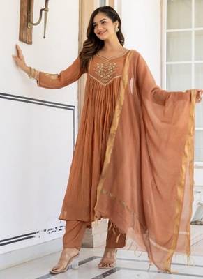 brown embroidered cotton kurta pant with dupatta 2